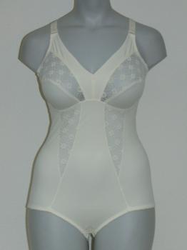 Naturana Amira Ivoor Body