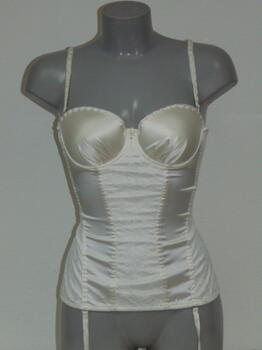 Eva Serena Ivoor Body