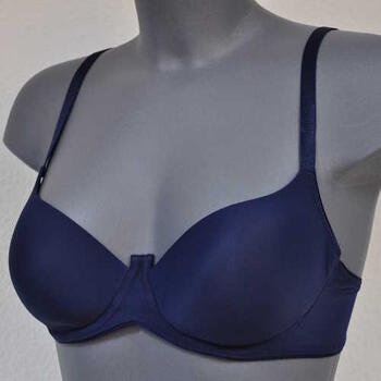 Eva Feminale Marine Blauw Voorgevormde bh