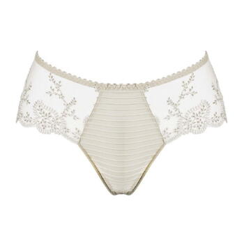 Louisa Bracq Elise Ivoor Short