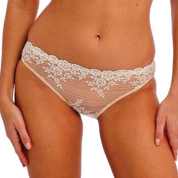 Wacoal Lingerie Embrace Lace Powder Slip