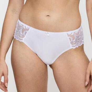 Triumph Modern Finesse Wit Slip