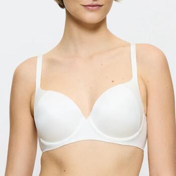 Triumph Body Make-Up Illusion Soft Touch Ivoor Voorgevormde bh