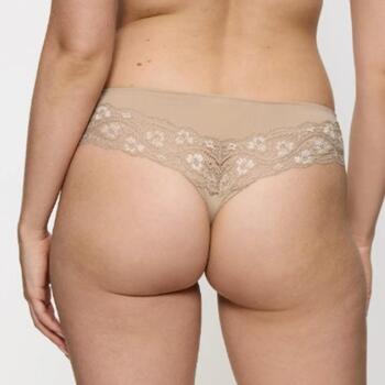 Triumph Lovely Micro Powder String