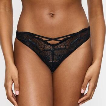 Triumph Palina Moonlight Kiss Zwart String