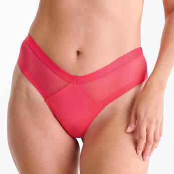 Lisca Sia Rood Brazilian