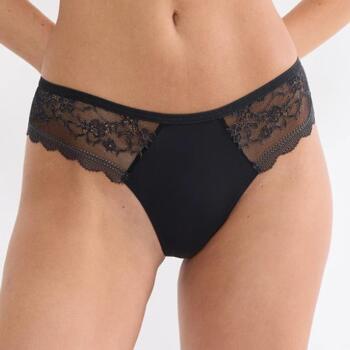 Triumph Comfort Allure Zwart String