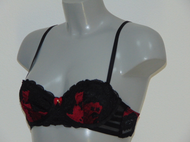 Sapph Alexandra rood/zwart push up bh