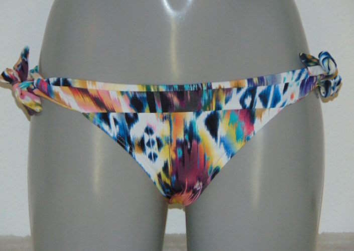 Royal Lounge Lingerie Playa wit bikini broekje
