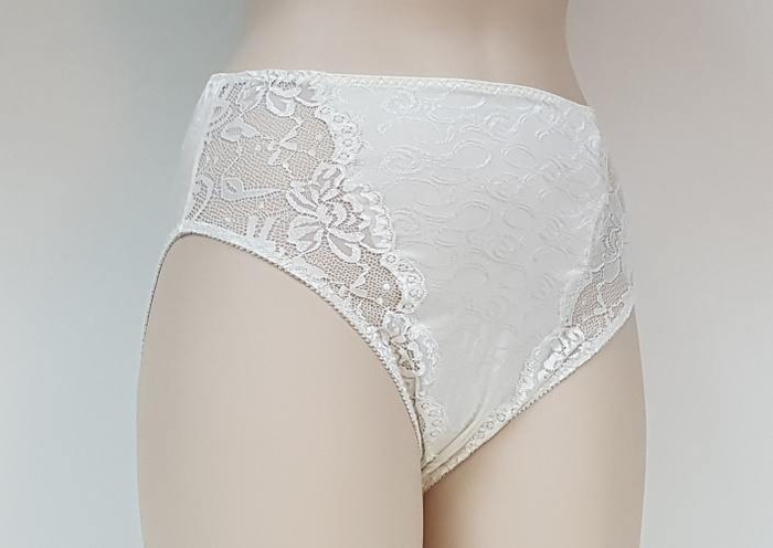 Elbrina Johanna crème short