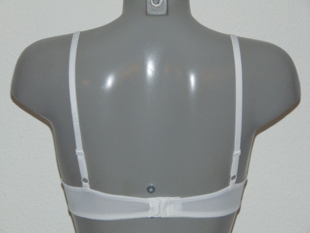 Elbrina Basic wit push up bh