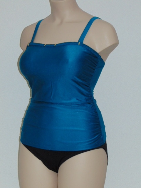 Mila Tisalaya blauw badpak