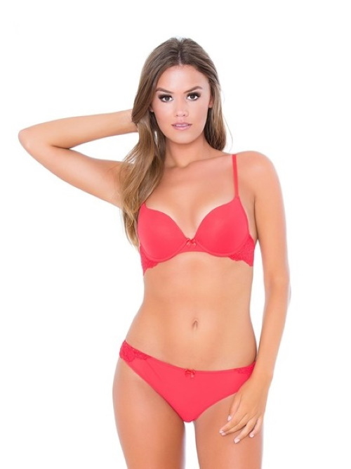 After Eden Allison rood push up bh