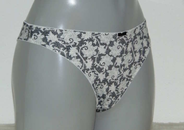Eva Flaire wit/print brazilian