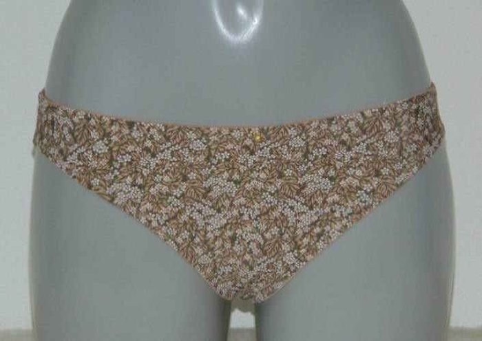 Eva Olivia bruin short