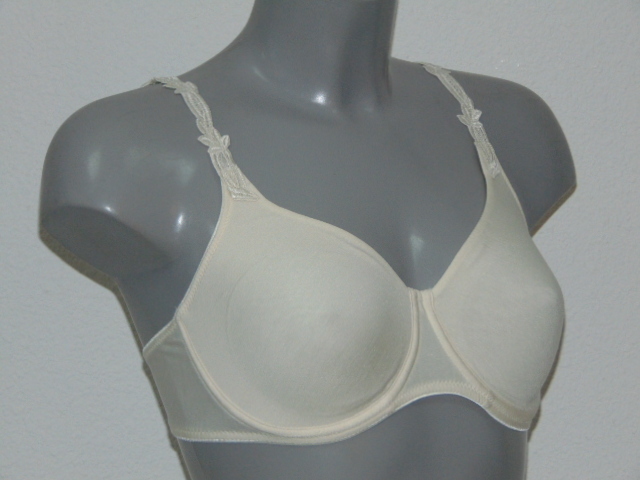 Eva Silk ivoor niet voorgevormde bh