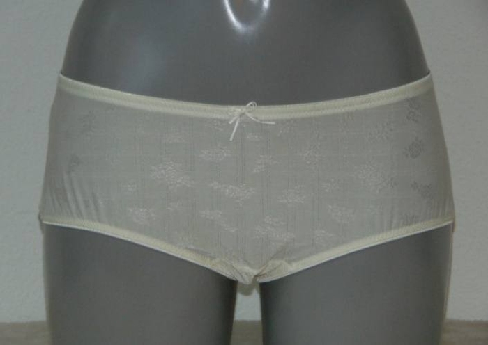 Eva Jaquard ivoor short