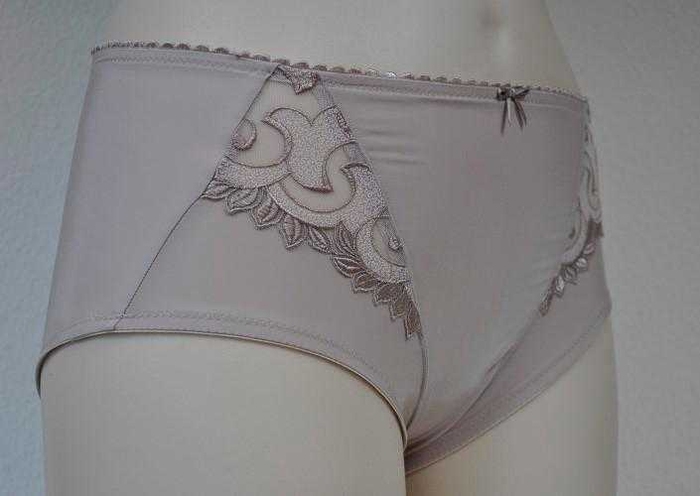 Felina Rhaposody taupe slip