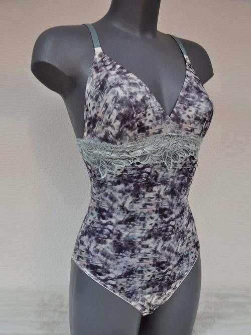 Eva Urban Cool groen/print body
