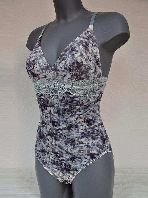 Eva Urban Cool groen/print body