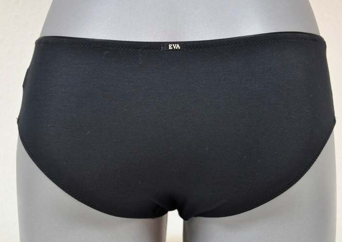 Eva Silky Nadine zwart short