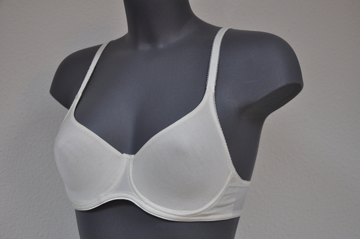 Eva Silk ivoor niet voorgevormde bh