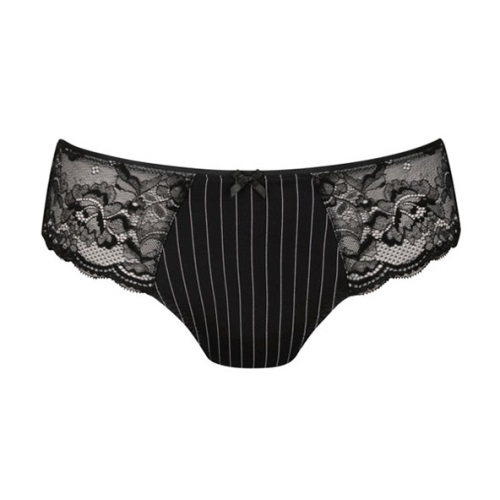 Rosa Faia Antonia zwart short