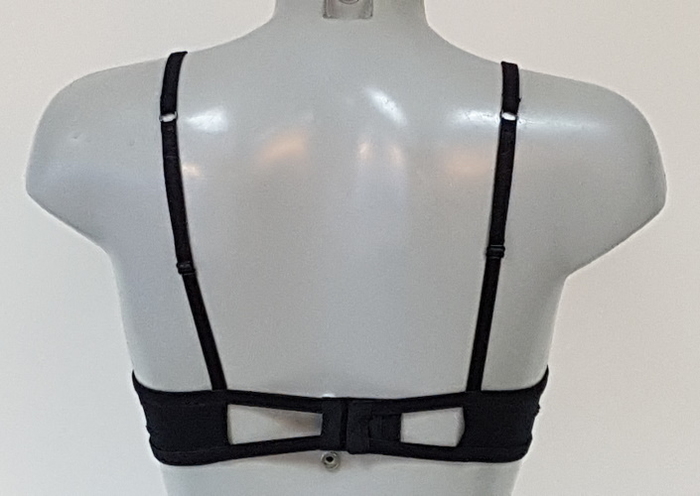 DDO Special F4P zwart voorgevormde bh