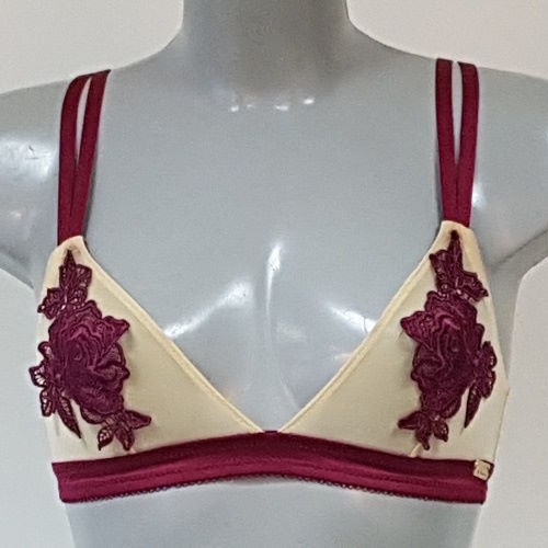 DDO Special F4P bordeaux niet voorgevormde bh