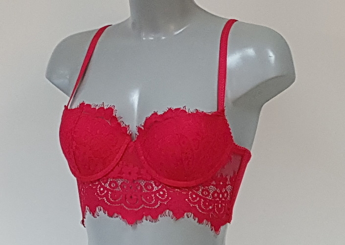 DDO Special F4P rood voorgevormde bh