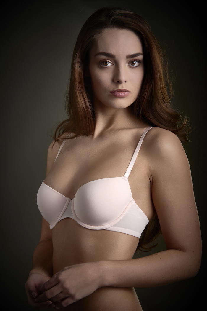 My Basic by After Eden Glossy zwart/roze voorgevormde bh