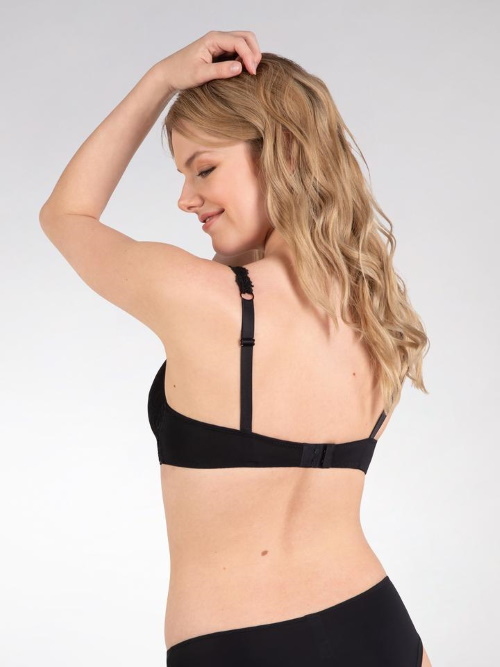 Naturana Evertday Elegance zwart voorgevormde bh
