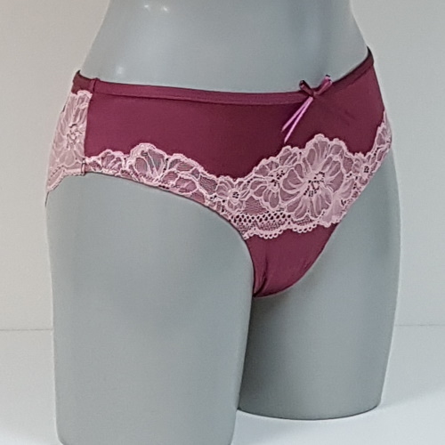 Sapph Rose Bertin roze slip