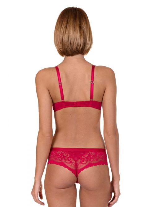 Lisca Evelyn rood brazilian