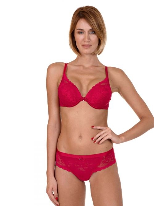 Lisca Evelyn rood brazilian