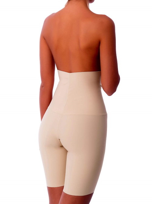 Drama Queen Taight Shaper powder short