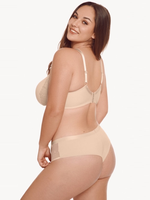 Lisca Ivonne powder brazilian
