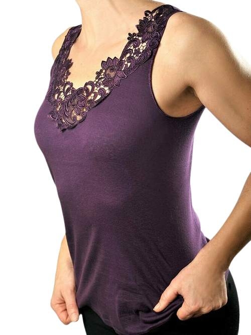 Toker Basic aubergine top / shirt