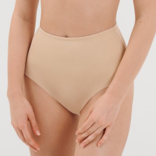 Lisca Jane powder high brief