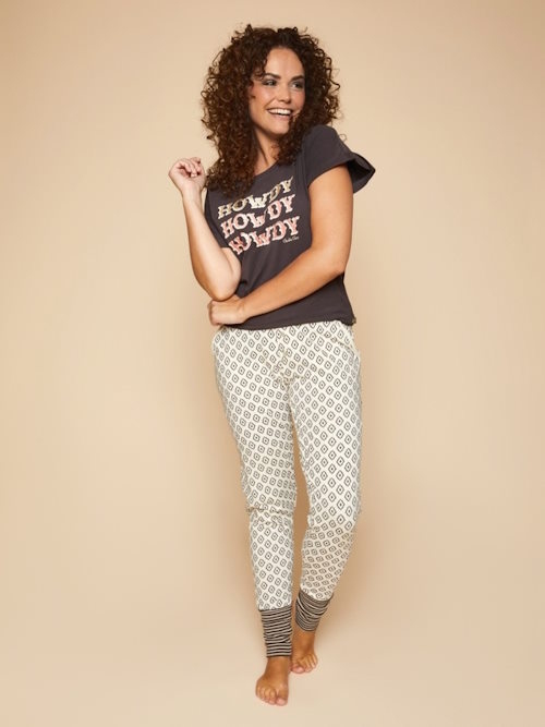 Charlie Choe T- Howdy bruin slaapshirt