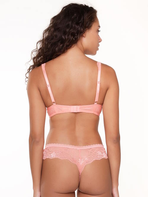 LingaDore Daily Basic coral string