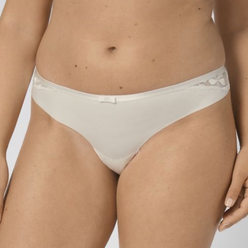 Triumph Sexy Angel  ivoor string