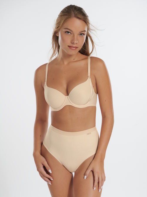 Lisca Laura crème voorgevormde bh
