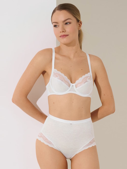Lisca Evelyn wit niet voorgevormde bh