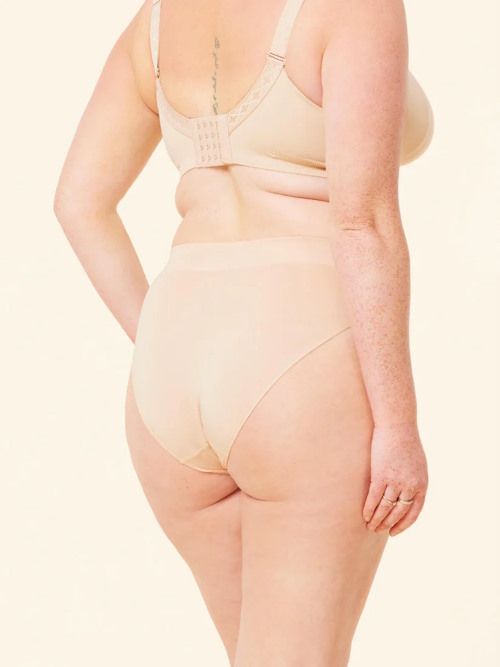 Sugar Candy Basic beige slip