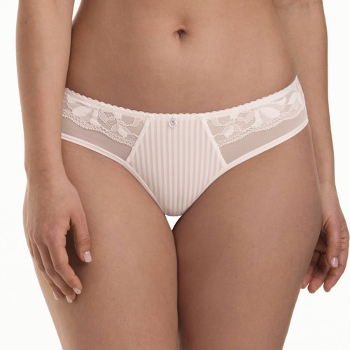 Rosa Faia Sita ivoor brazilian