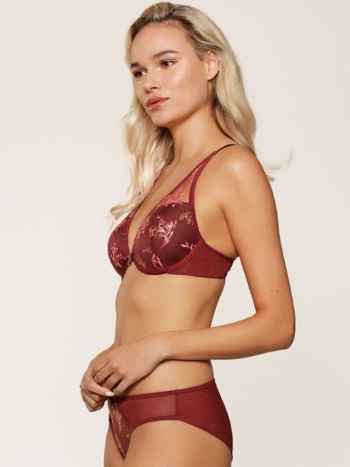LingaDore Beautiful Bordeaux port slip