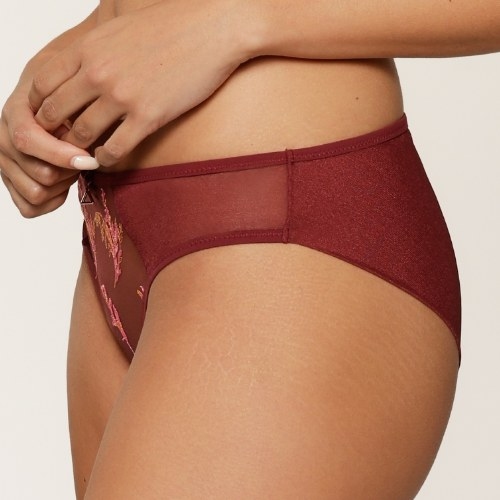 LingaDore Beautiful Bordeaux port slip