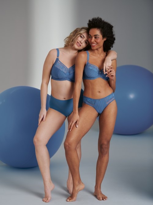 Rosa Faia Sita blauw short