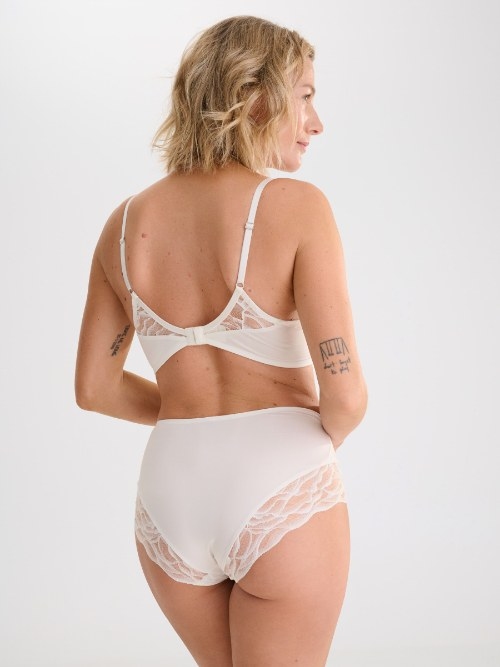 Lisca River crème niet voorgevormde bh